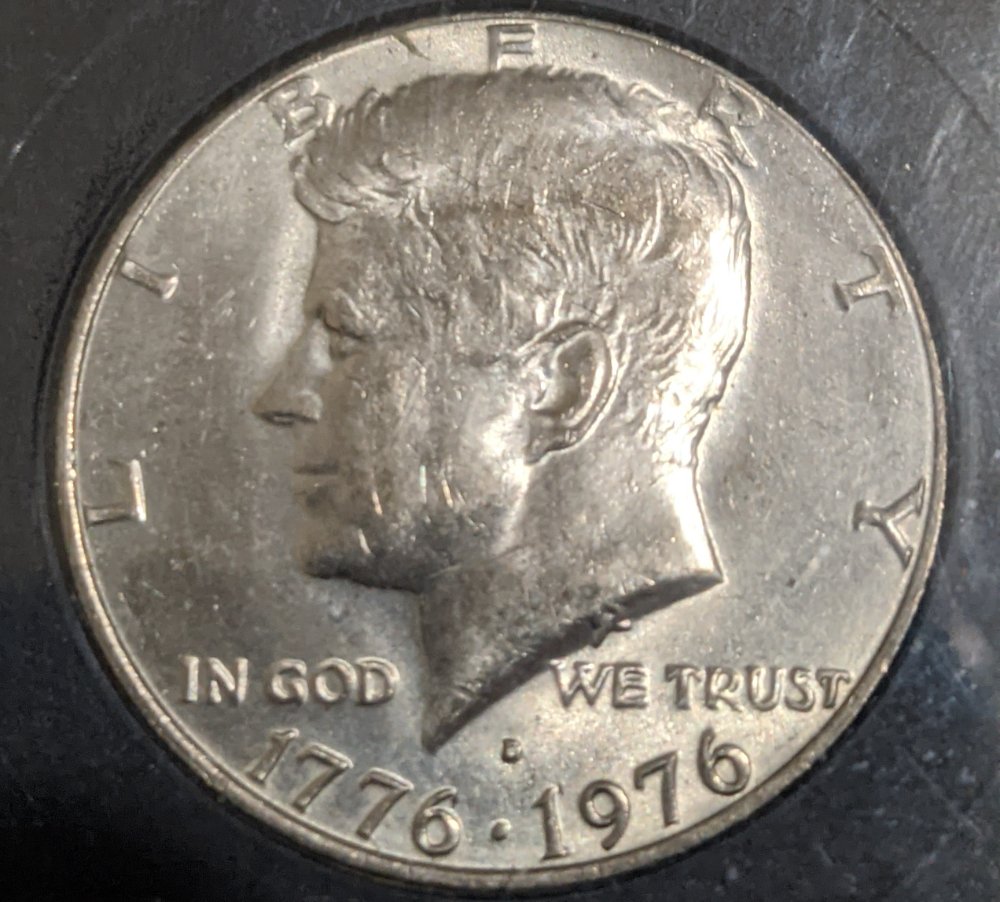 HI-She's-Back.-Kennedy-Half-Dollar-Bicentenial-With-A--Big-Error