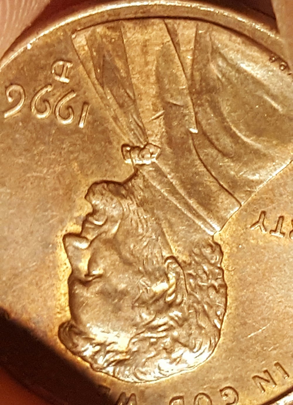 Can-Anyone-Tell-Me-If-This-1996-Penny-Is-A-Double-Ear-Or-Die-Crack?