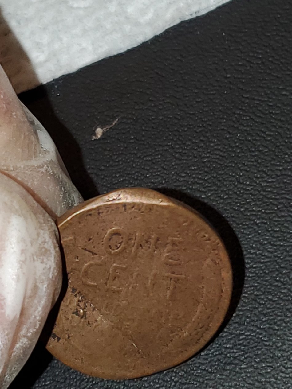 1947-D-Penny-Bad-Die-Break-Or-Damaged-Coin?-Thoughts?