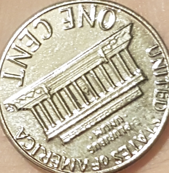 1982-Silver-Penny-Missing-Copper-Plating-Or-Possibly-Wrong-Planchet-?-Silver-?