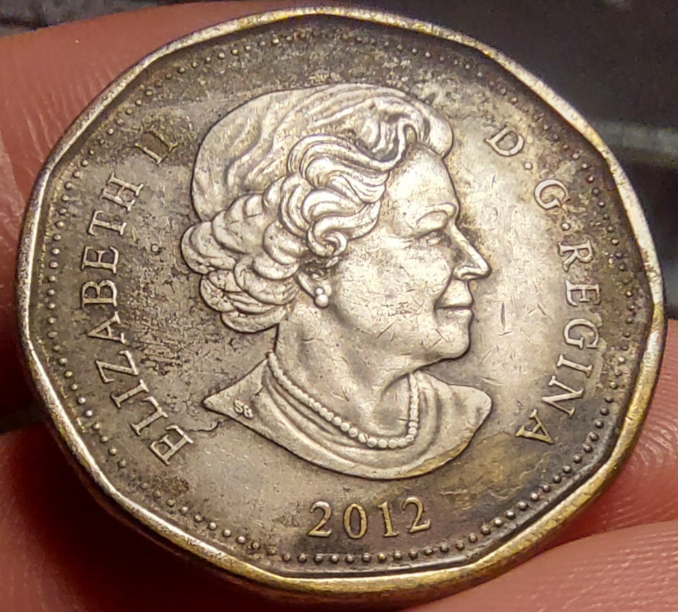 2012-Silver-Loonie