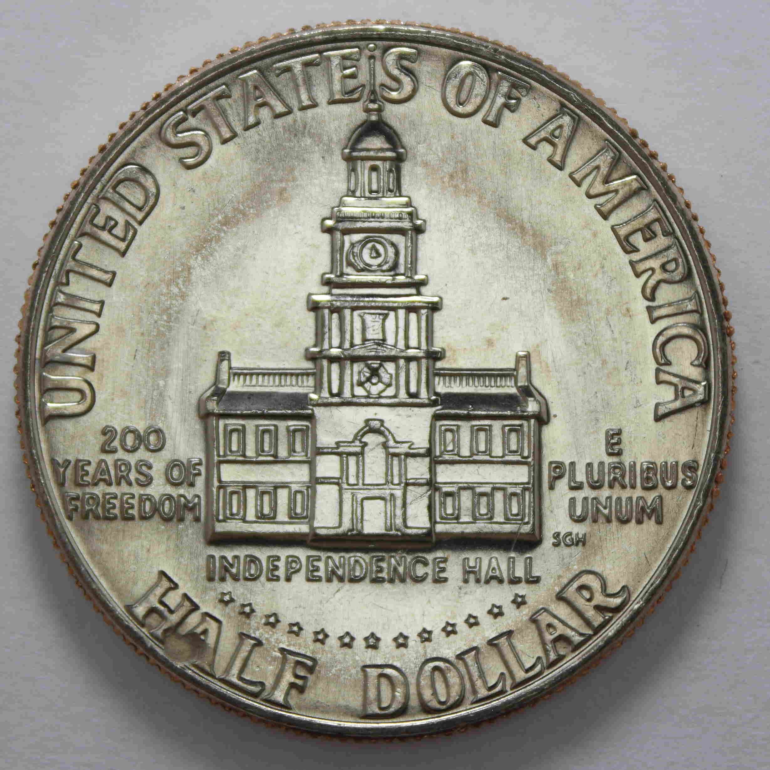 1976-Kennedy-With-A-Hole-In-The-A-In-Half-On-Reverse