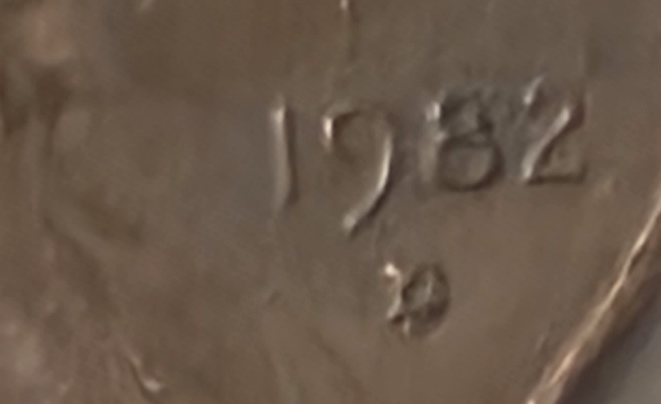 Is-This-The-Small-Date-1982-D-Penny?