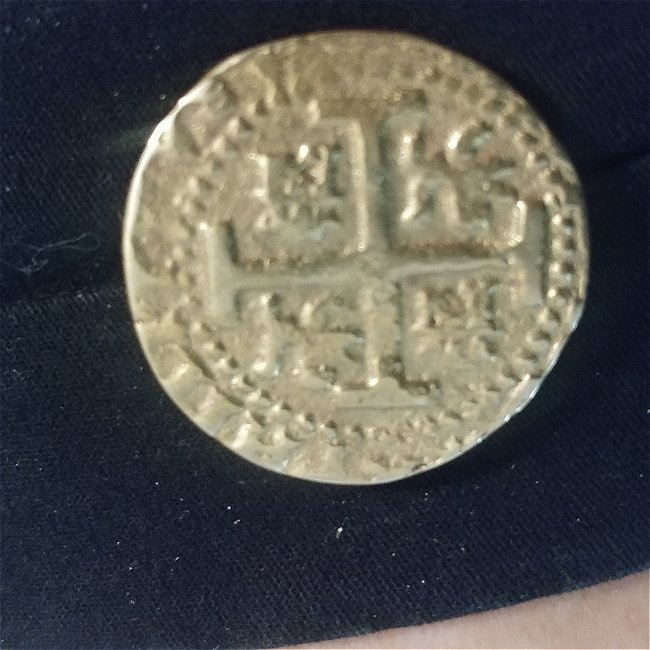 Shipwreck-Coin-With-Low-Specific-Gravity-1736-8-Real-