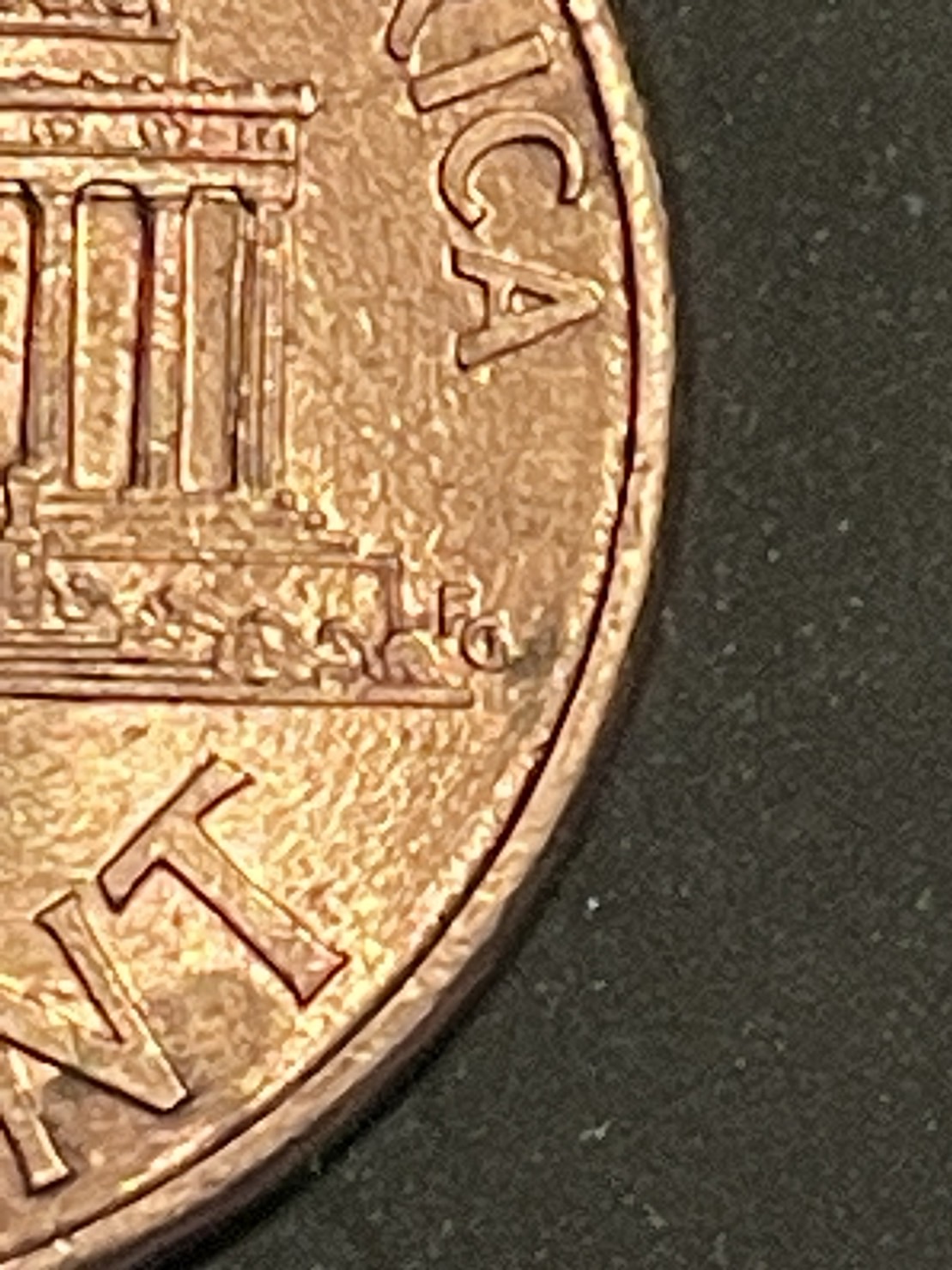 1999-No-Mint-Mark-Close-AM