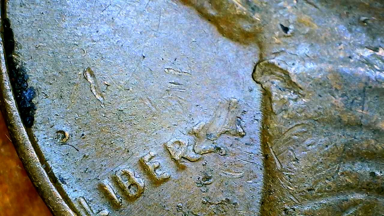 1972-Lincoln-Cent--Unsure-If-Damage-Is-Post-Mint-Or-Not