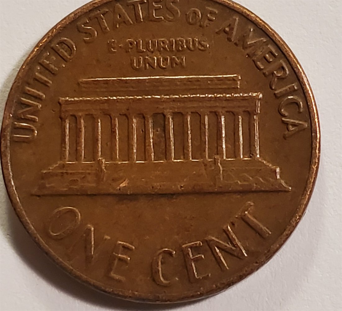 2-1969-D-Lincoln-1c-Floating-Roof,-Missing-Designers-Initials.