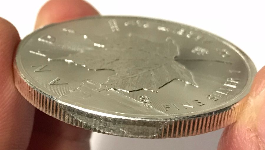 2016-5$-Canadian-Silver-Maple-Leaf-Error?-Help.