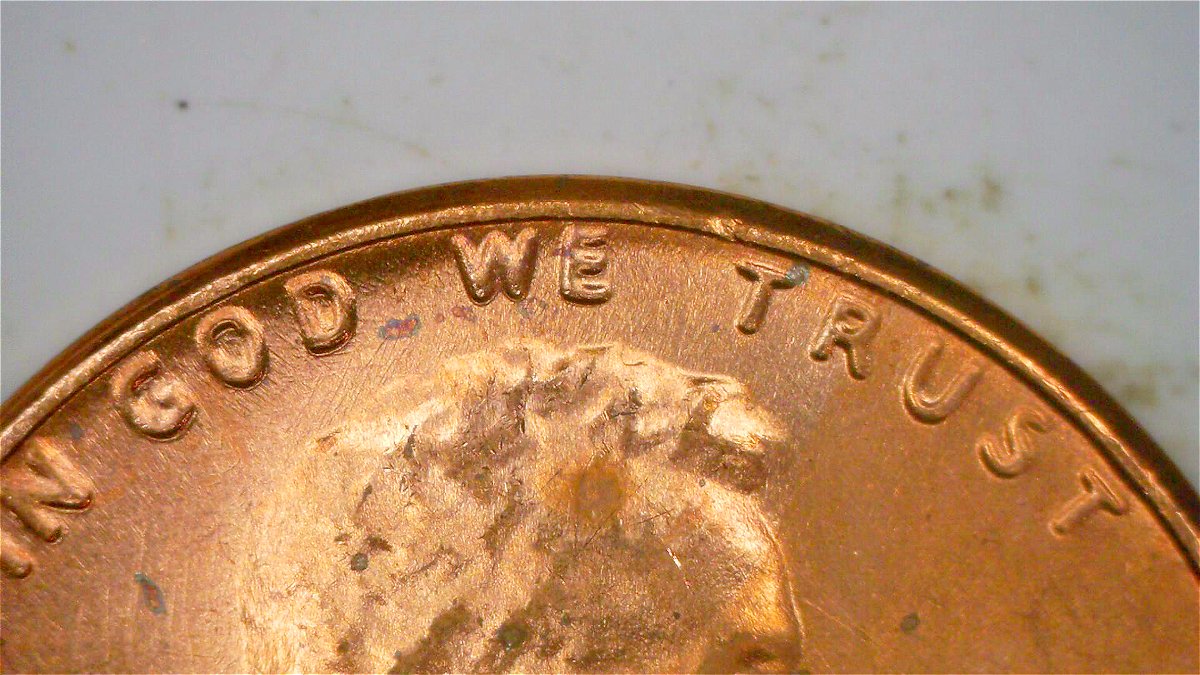 1982-Large-Date-Copper-Looks-Like-DDO-But-I-Seem-To-Be-Seeing-Things