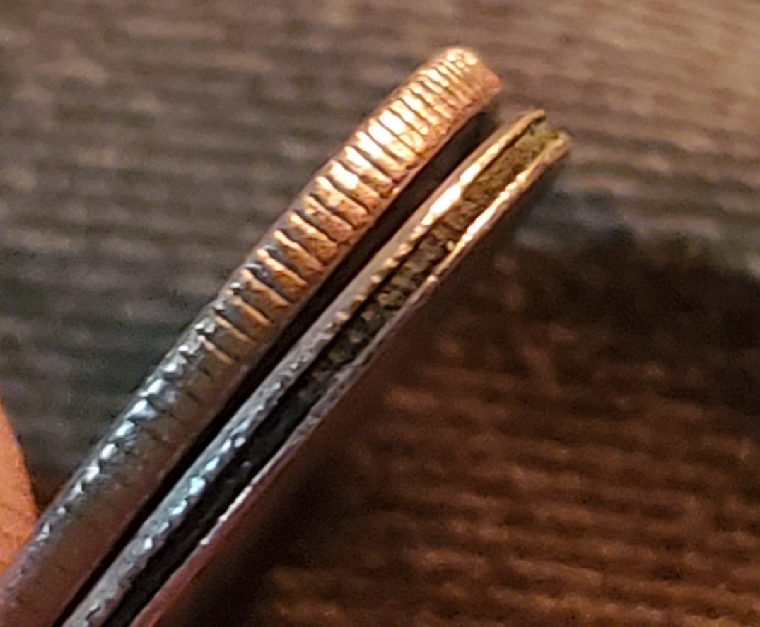 1975-D-Dime-Split-Rim