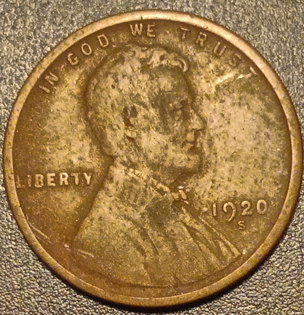 Decided-To-Look-At-The-Backs-Of-All-My-Wheat-Pennies-And-Found-This-1920-S-Cent