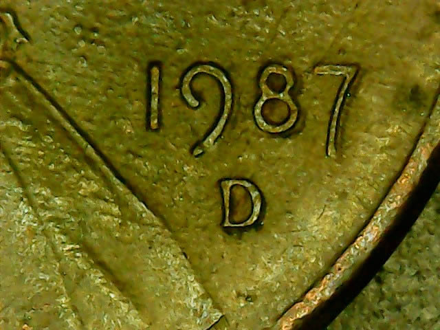 Please-Look-At-This-1987-D-Penny.-Multiple-Errors-On-Both-Sides?-Help-Please