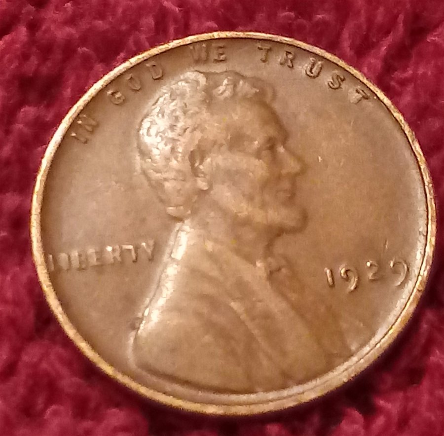 1929-Lincoln-Cent-And-1986-Lincoln-Cent