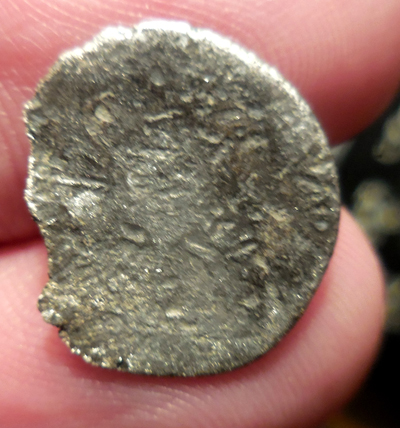 Little-Silver-Piece,-17-MM,-1.33-Grams,-Any-Ideas?