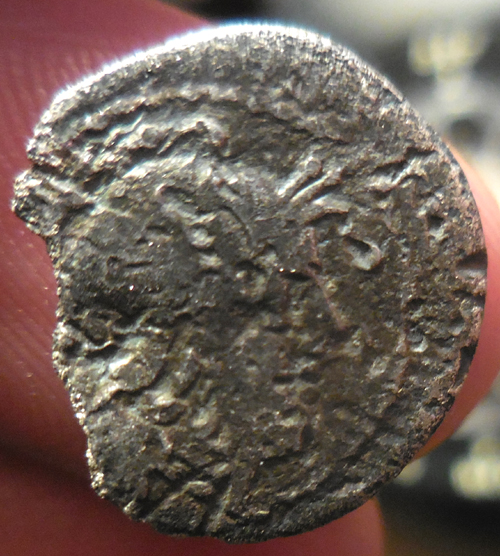 Little-Silver-Piece,-17-MM,-1.33-Grams,-Any-Ideas?