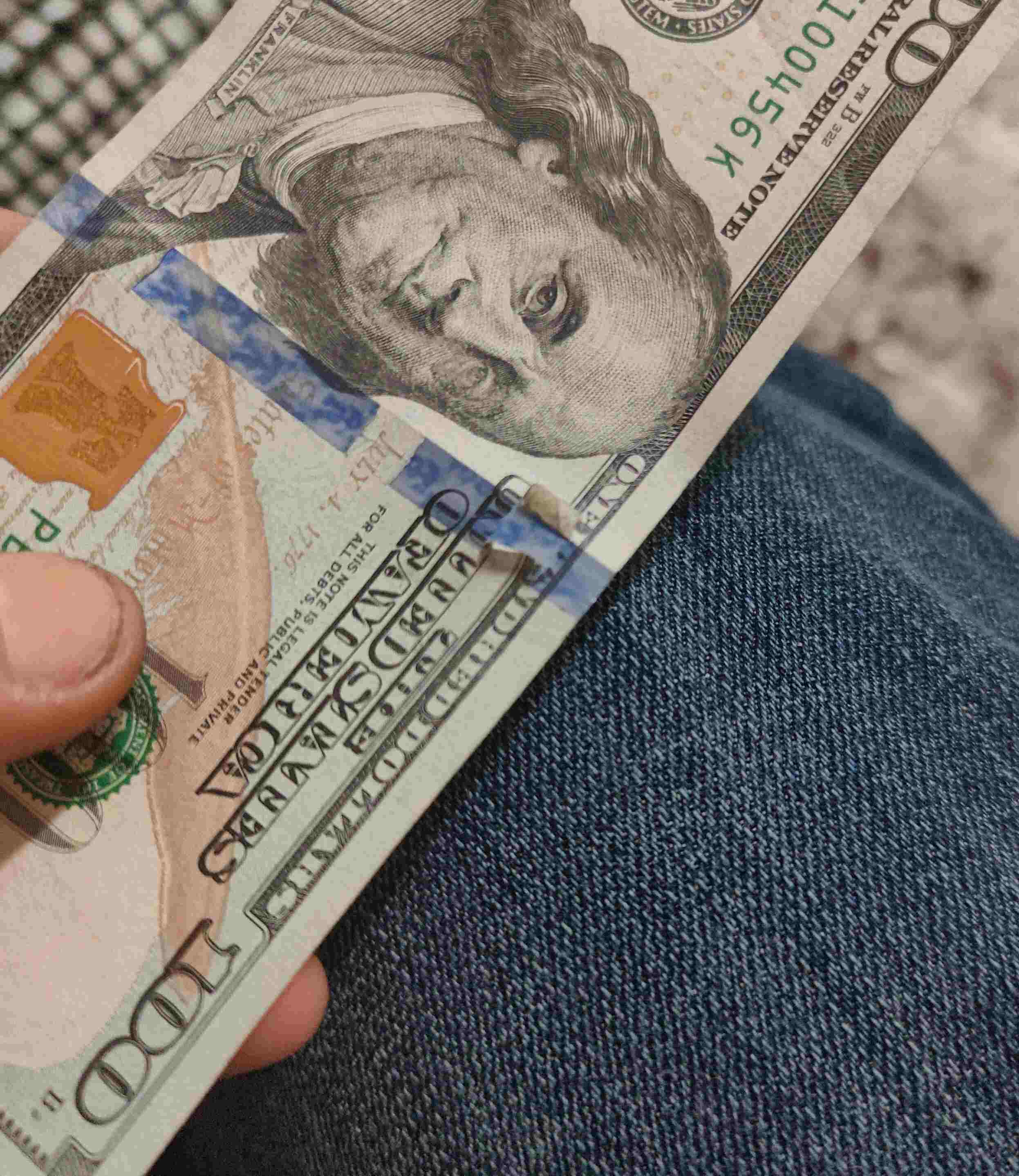 2017A-$100-Dollar-Bill-Security-Strip-Error-Maybe?-So-I-Haven't-Ever-Come-Across-Something-Like-T