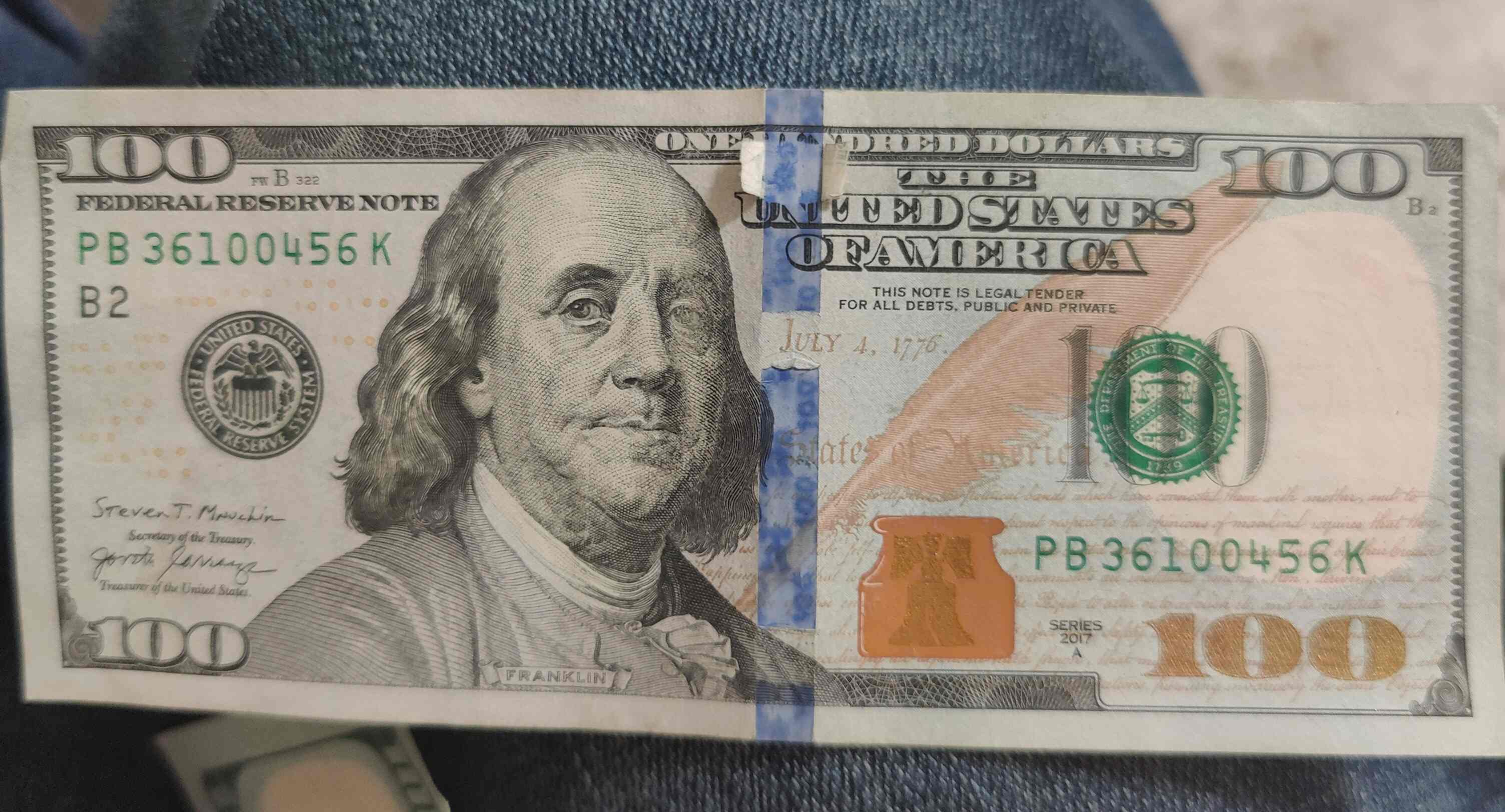 2017A-$100-Dollar-Bill-Security-Strip-Error-Maybe?-So-I-Haven't-Ever-Come-Across-Something-Like-T