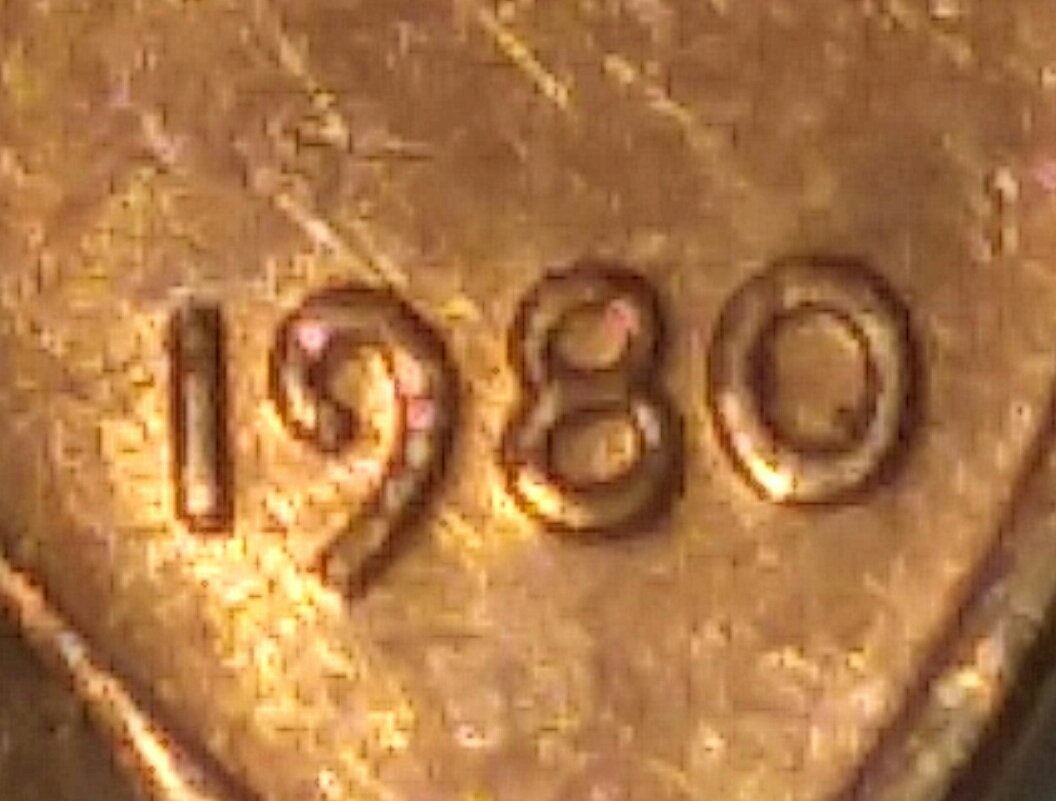 1980-Lincoln-Cent-With-A-Possible-Doubling-Or-Ear-Chip.-Help,-Please!