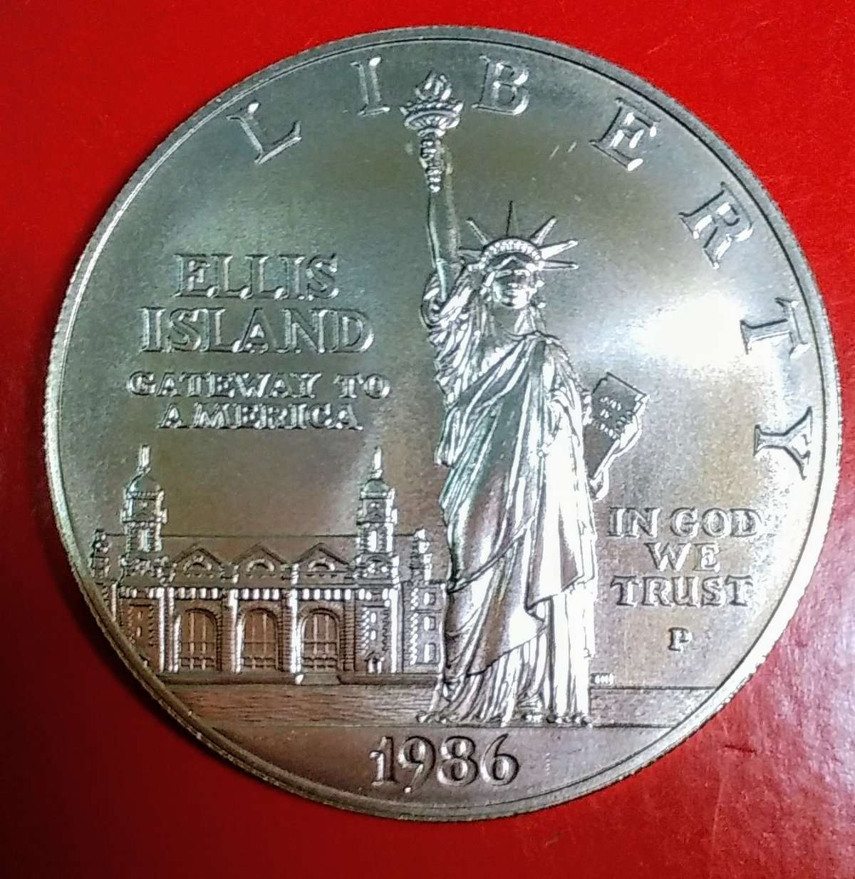 1986-P-Ellis-Island-Comm-Dollar-DD0-With-Strike-Doubling