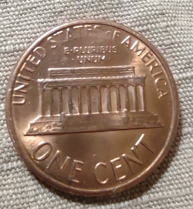 Is-This-An-Error-Or-Just-Damage-1986-Lincoln-Cent
