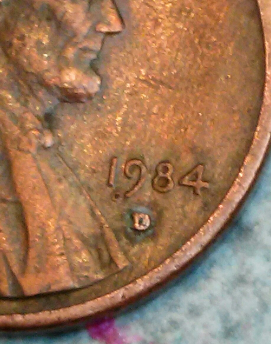 1983-D-&-1984-D-Cents-Can't-Find-What-This-Error-Is?