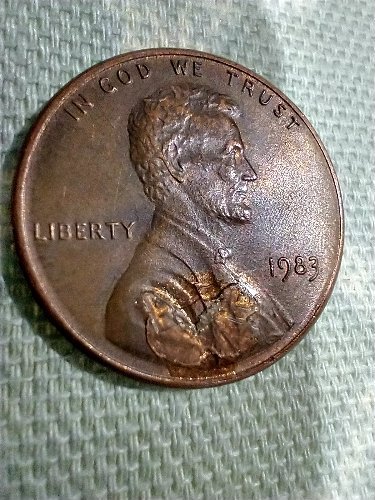 1983-Error-Penny.not-Sure-What-I'm-Looking-At.new-Member-And-To-Coin-Hunting