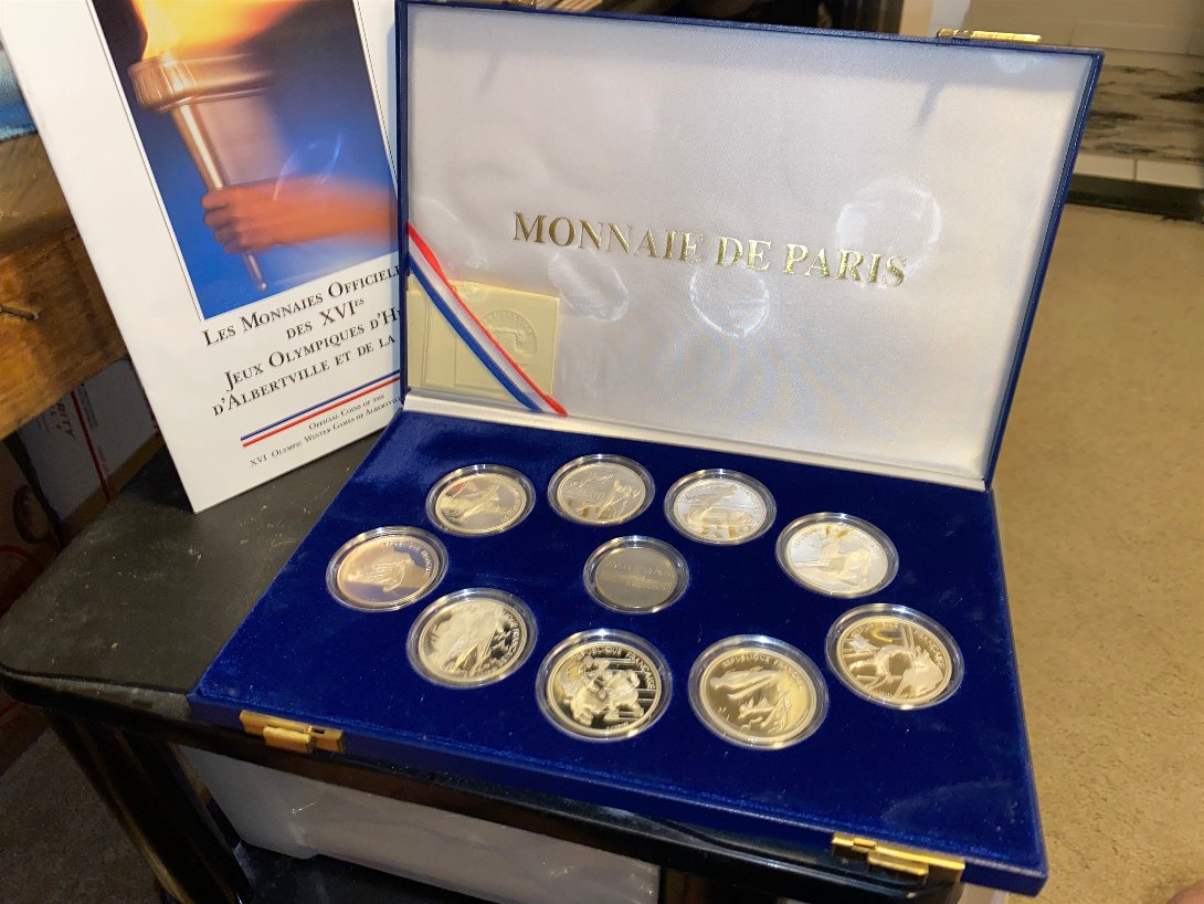 Ambertville-92-Monnaie-De-Paris-10-Coin-Proof-Set--/-28-Proof-Moscow-80coin