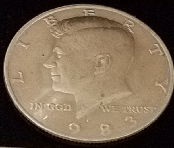 1974-P-Kennedy-Half-Dollar-Collar,-DDD-Or-Finger?-1983-P-Kennedy--Clash