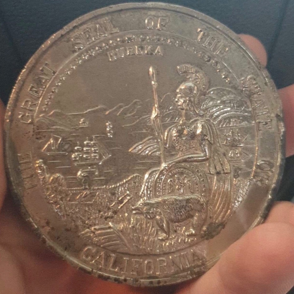Coin-Or-Seal-ID?-Indian-Head-Token-Id:-Tourist-Souvenir