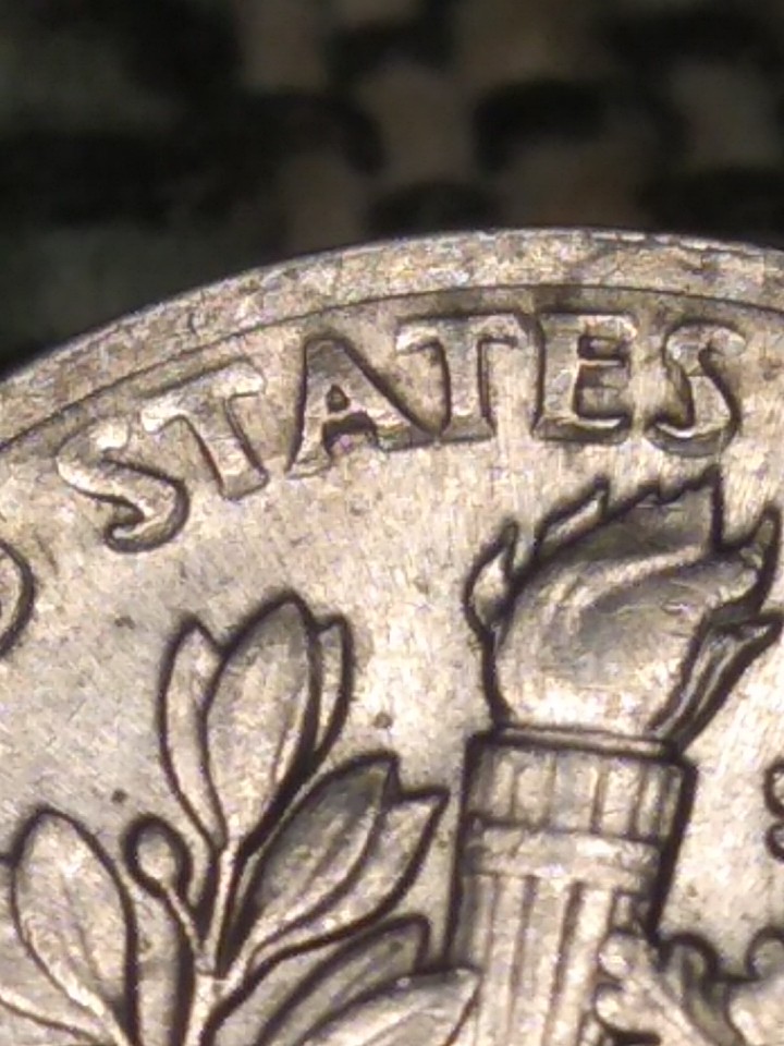 2000-P-Dime-With-Die-Adjustment-Strike-Error?