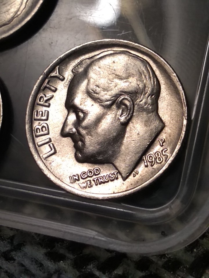 1985-P-Dime-With-Broadstrike-Error-Or?