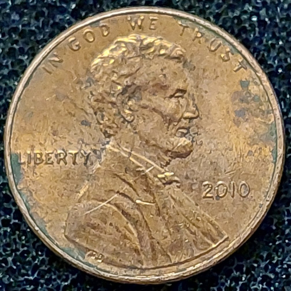 2010-P-With-Very-Thick-VDB-Initials.