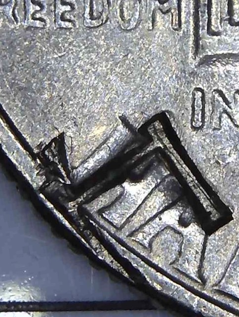 1976-P-Kennedy-Half---Odd-Mark--PMD-Or-Something-Else?