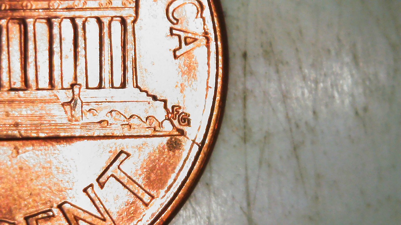 1990-LMC-With-Die-Crack/Chip-On-Reverse