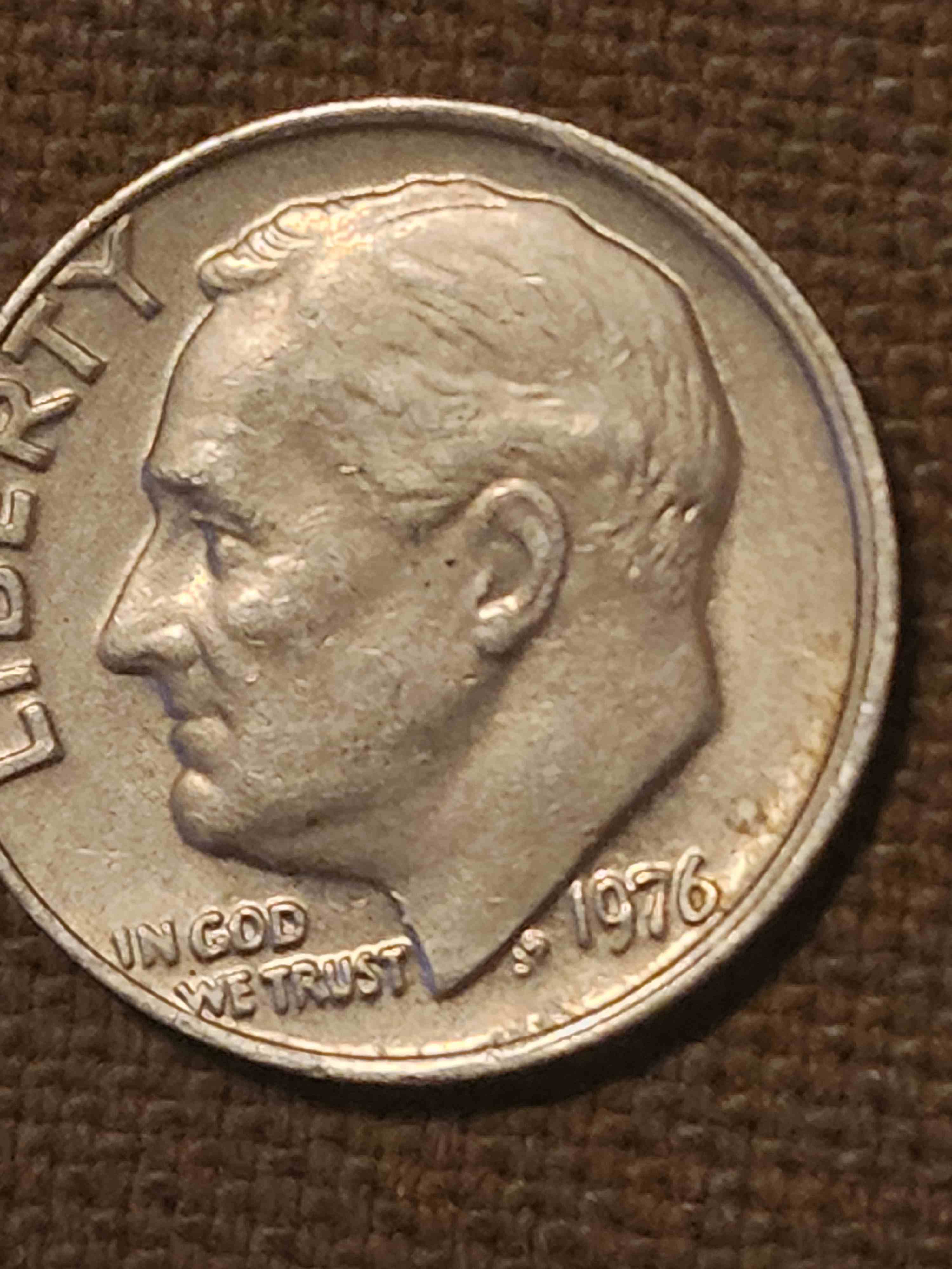 1976-P-Roosevelt-Dime,-Extra-Rim?