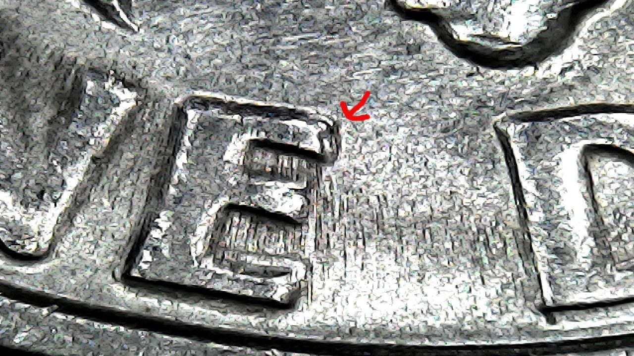 Dime-1982-P-Somethings-Here?-Thanks-For-Answer!