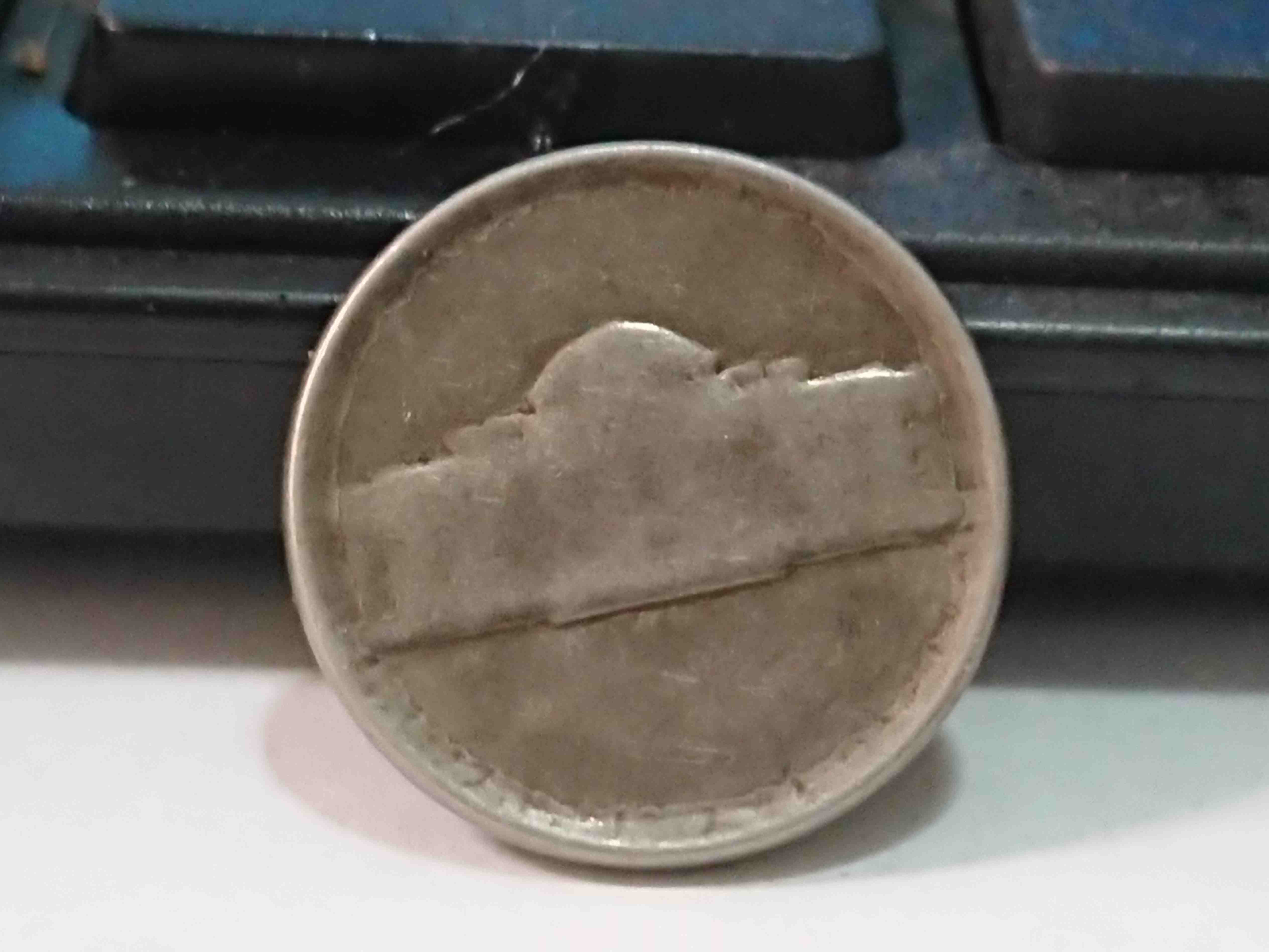 Help-With-Mint-Strike-Error-On-Nickel