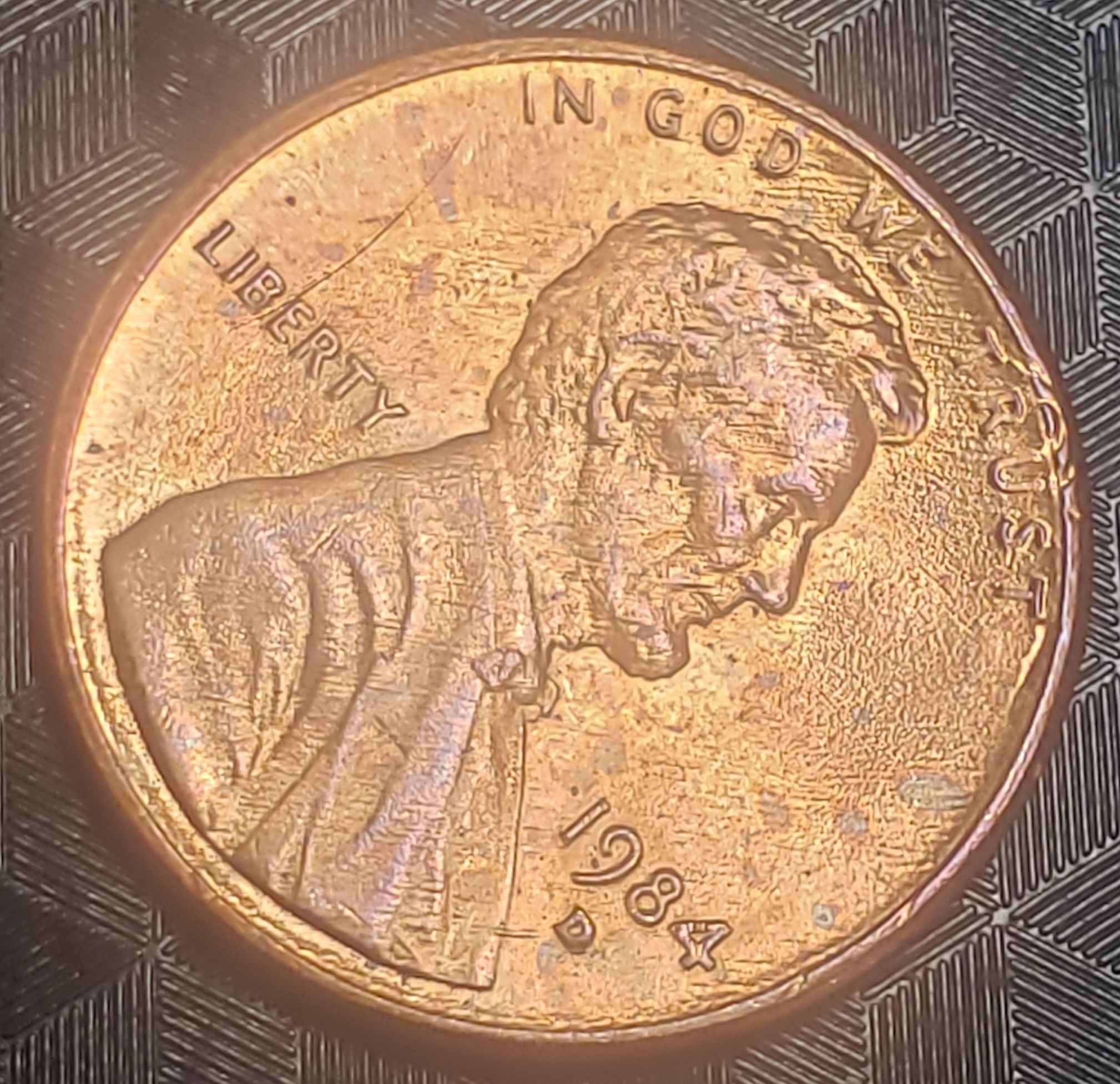 Strike-Through-On-Rim?-1984-D-Lincoln-Cent
