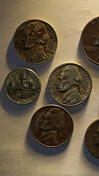 Clad-Errors-On-1999-D-Quarter.-Jefferson-Nickle-Or-Dime