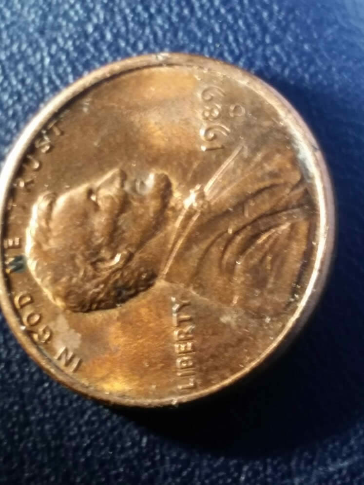 Hopefully-It's-A-1989-D-Lincoln-Memorial-1c-Double-Die-On-Date