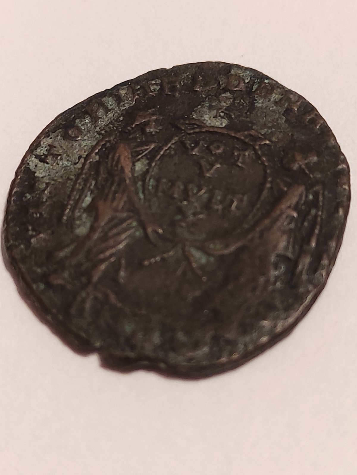 Magnentius,-350---353-Coin