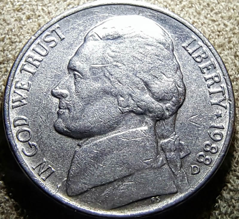 1988-D-Nickel-Can-Anyone-Help-Me-With-This
