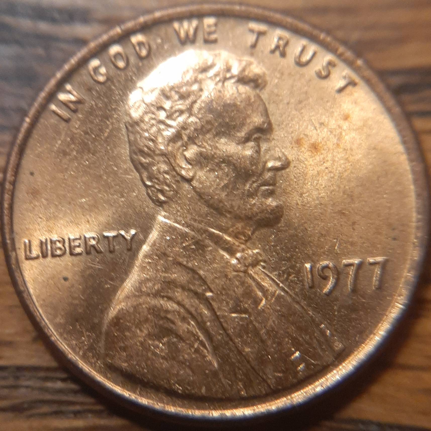 Is-This-Color-Right-On-This-Lincoln-Cent?