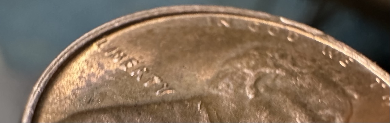 1973-D-Lincoln-Memorial-Cent-Obverse-Cud?