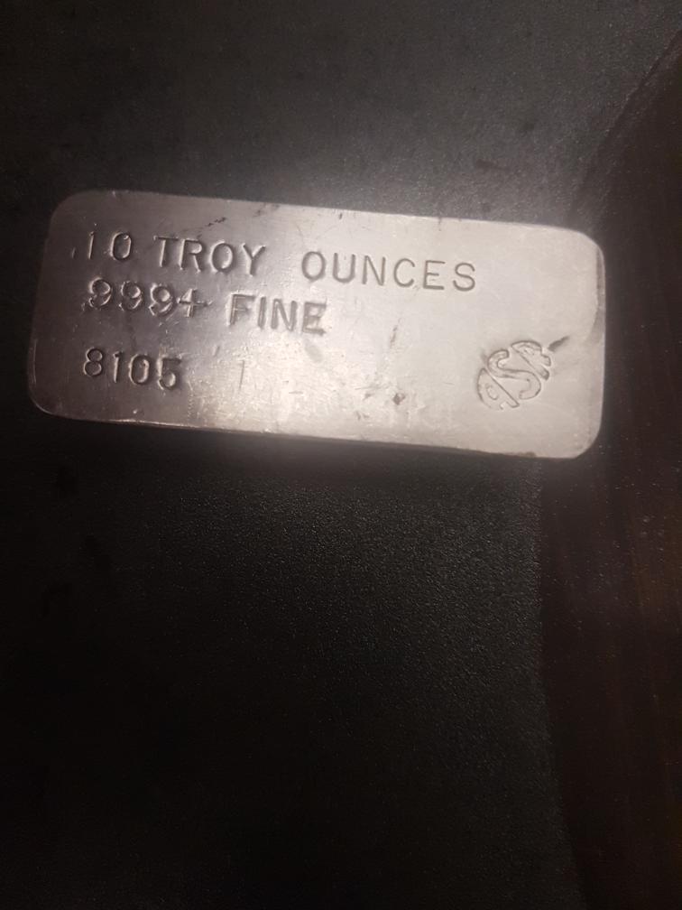 53.5-Ounces-Of-Silver-&-2-Grams-Of-Gold!