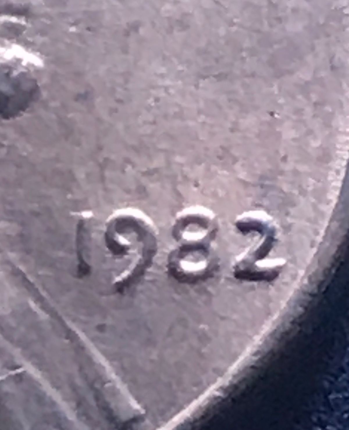 Appears-To-Have-Some-Thickness-In-1982-LMC-Possible-DDO?