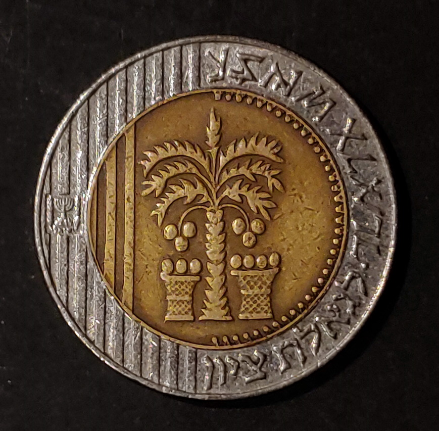 Around-The-World-With-Coins---A-Coin-Geography-Game