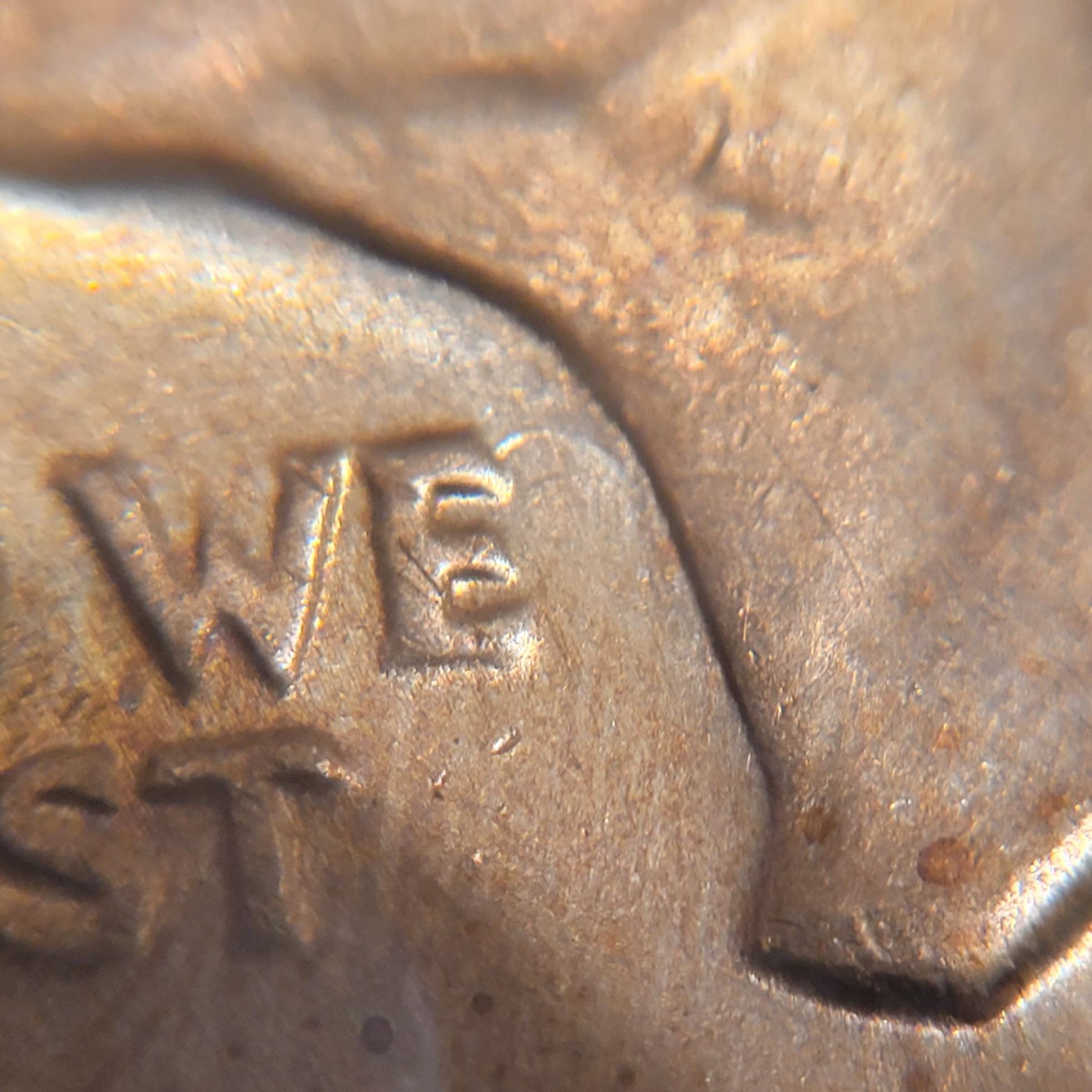 1972-D-Eisenhower-Dollar-Upside-Down-U