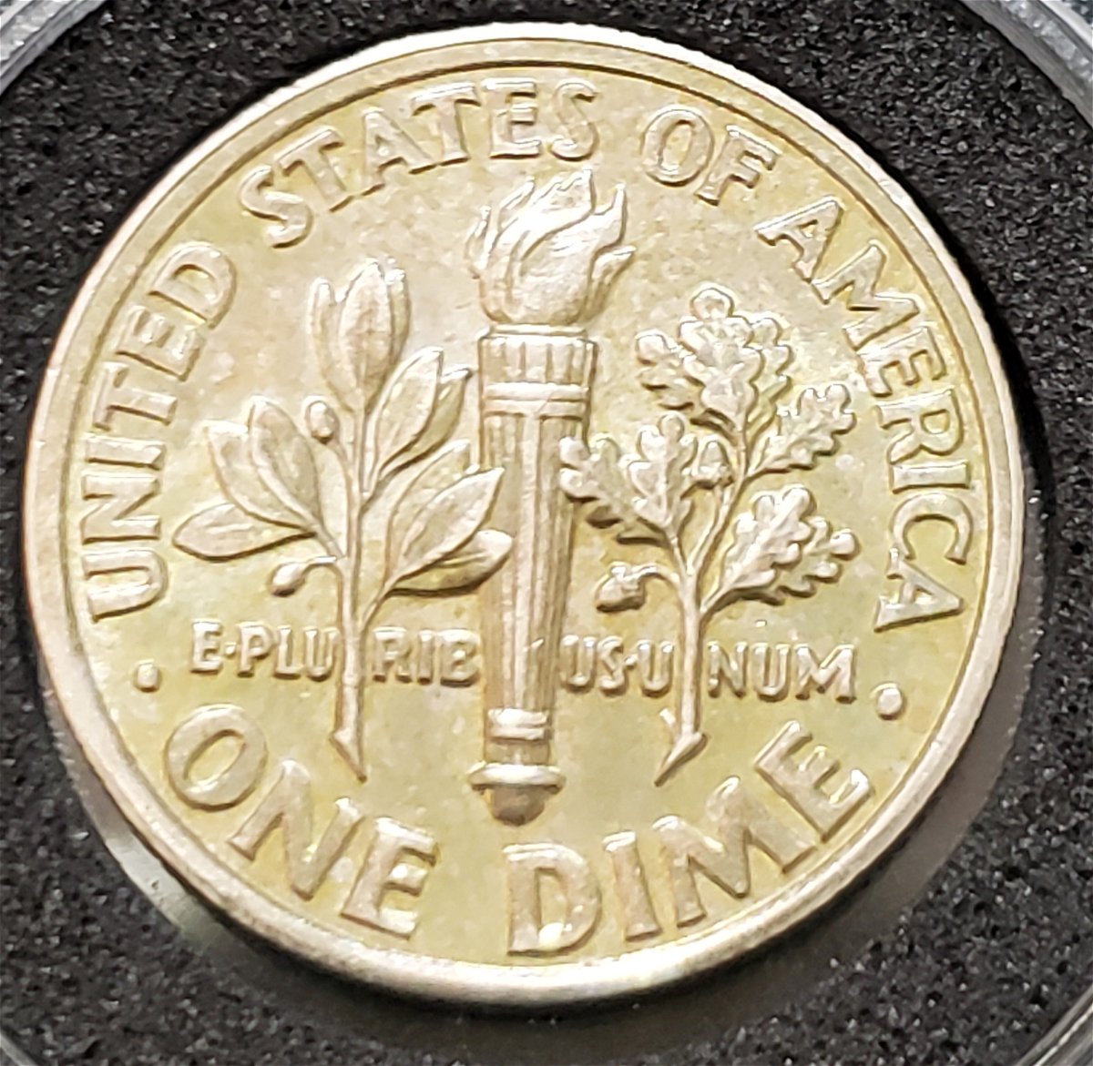 1999-P-Dime-With-Gold-Toned-Reverse-Planchet-Error?