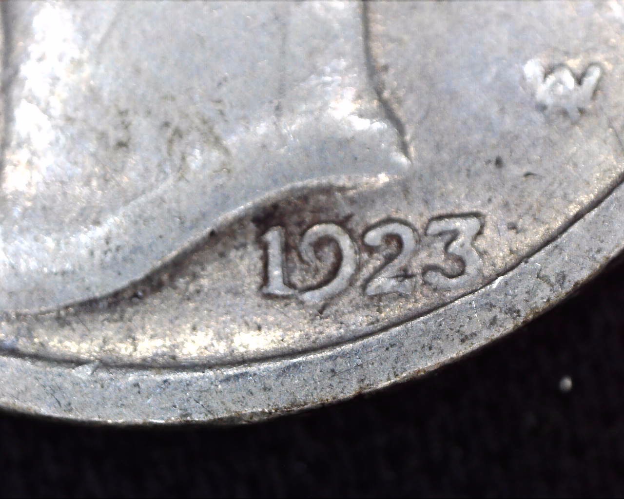 Is-This-A-1923-P-Mercury-Dime-Double-Die-Date?